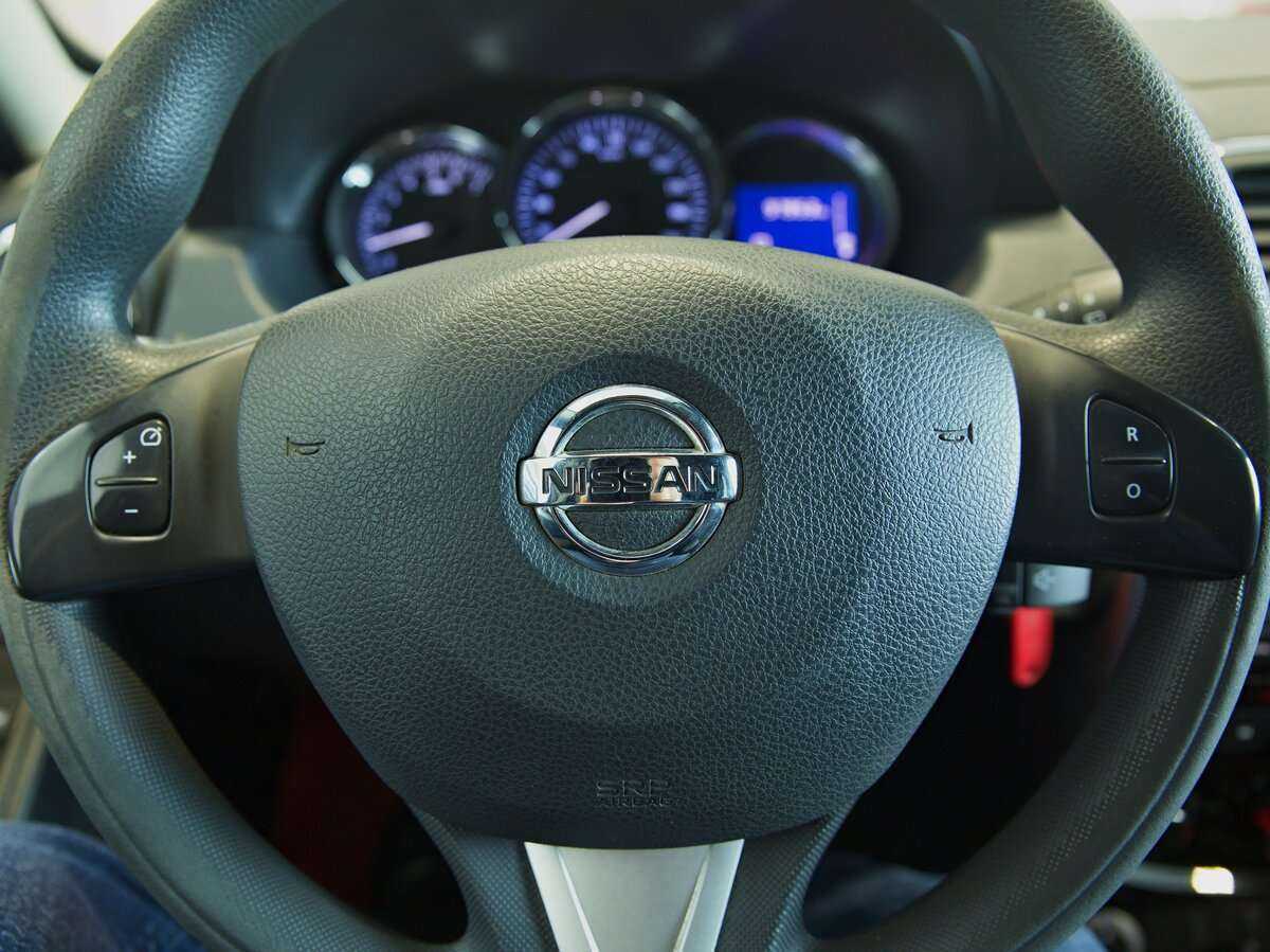 Купить Nissan Terrano с пробегом. Фото: #10