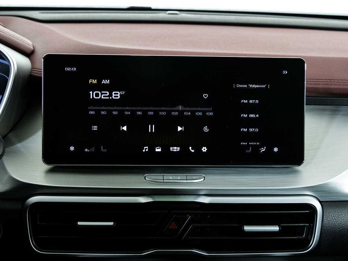 Купить Geely Coolray с пробегом. Фото: #11