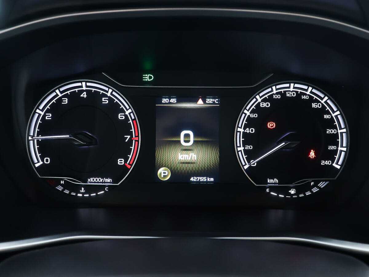 Купить Geely Coolray с пробегом. Фото: #12