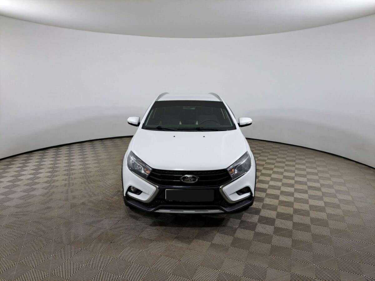 Купить Lada (ВАЗ) Vesta с пробегом. Фото: #1