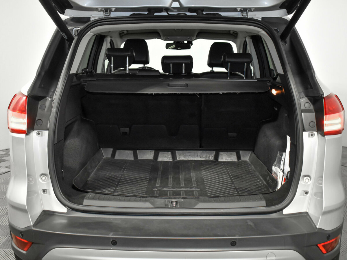 Купить Ford Kuga с пробегом. Фото: #17