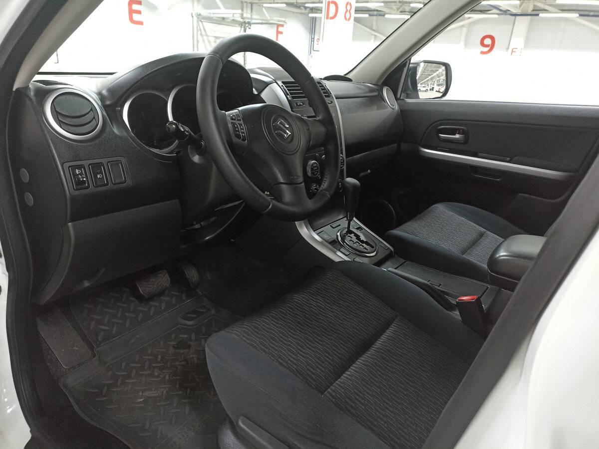 Купить Suzuki Grand Vitara с пробегом. Фото: #15