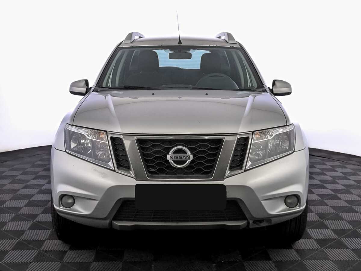 Купить Nissan Terrano с пробегом. Фото: #1
