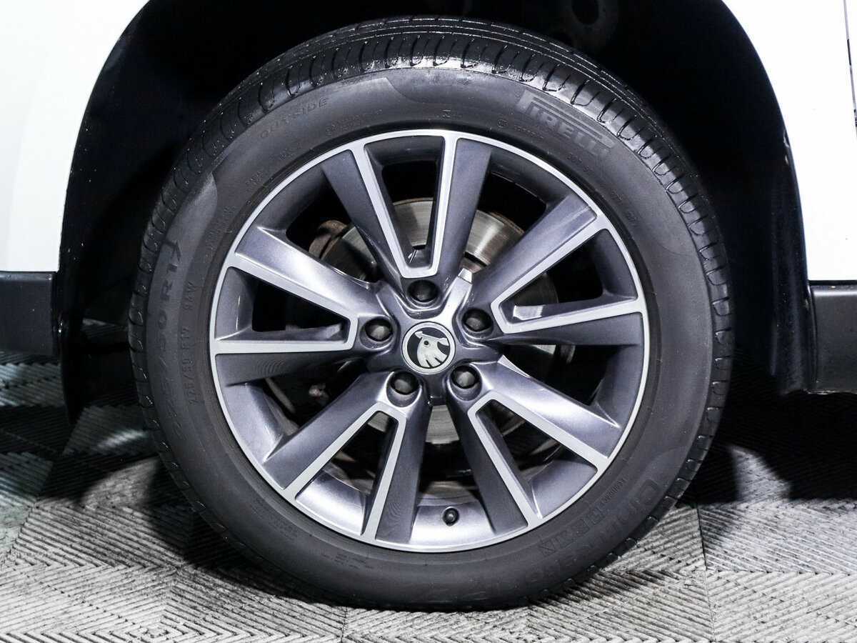 Купить Skoda Yeti с пробегом. Фото: #11