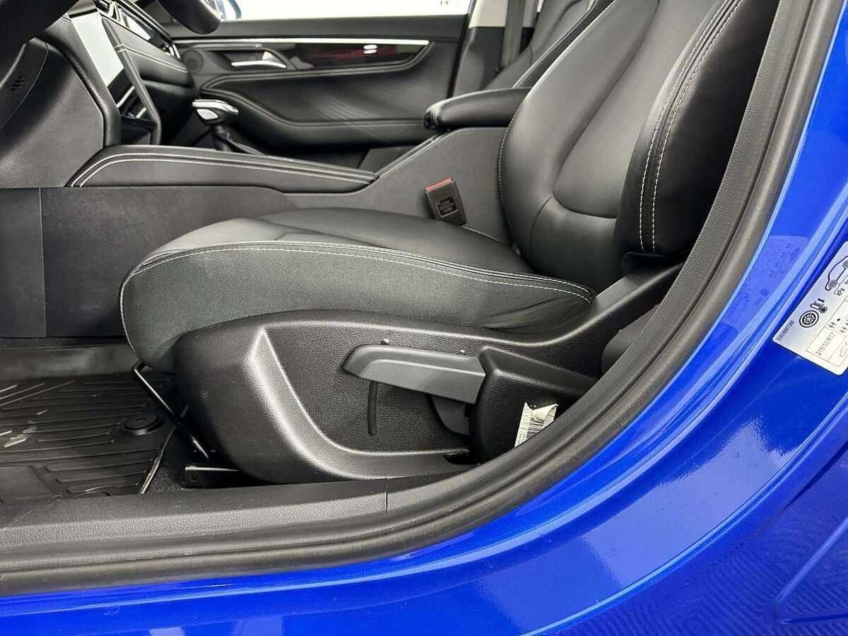 Купить JAC J7 с пробегом. Фото: #6