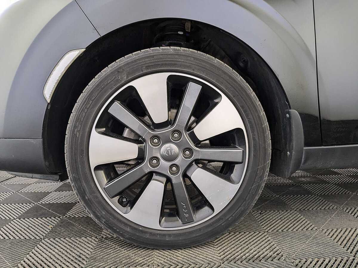 Купить Kia Soul с пробегом. Фото: #11