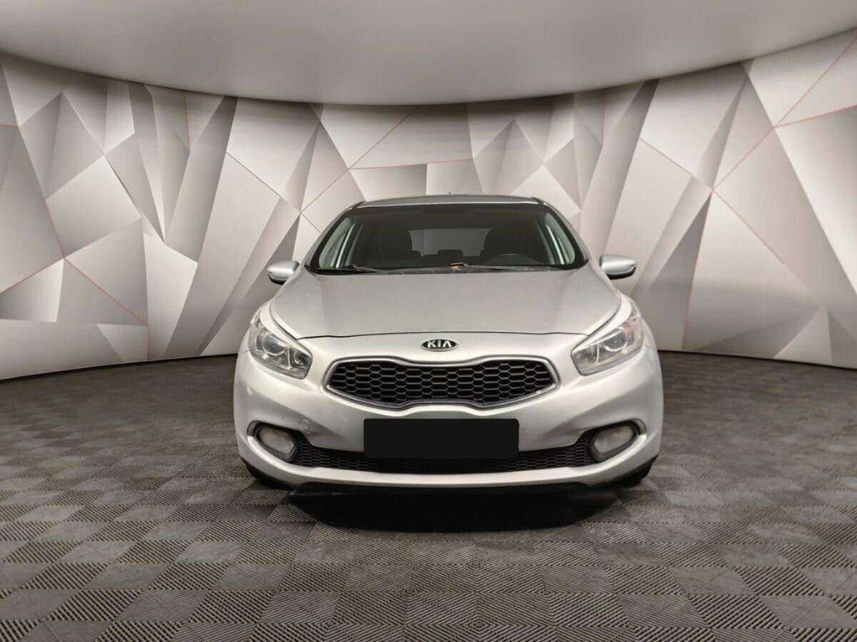 Купить Kia Ceed с пробегом. Фото: #6