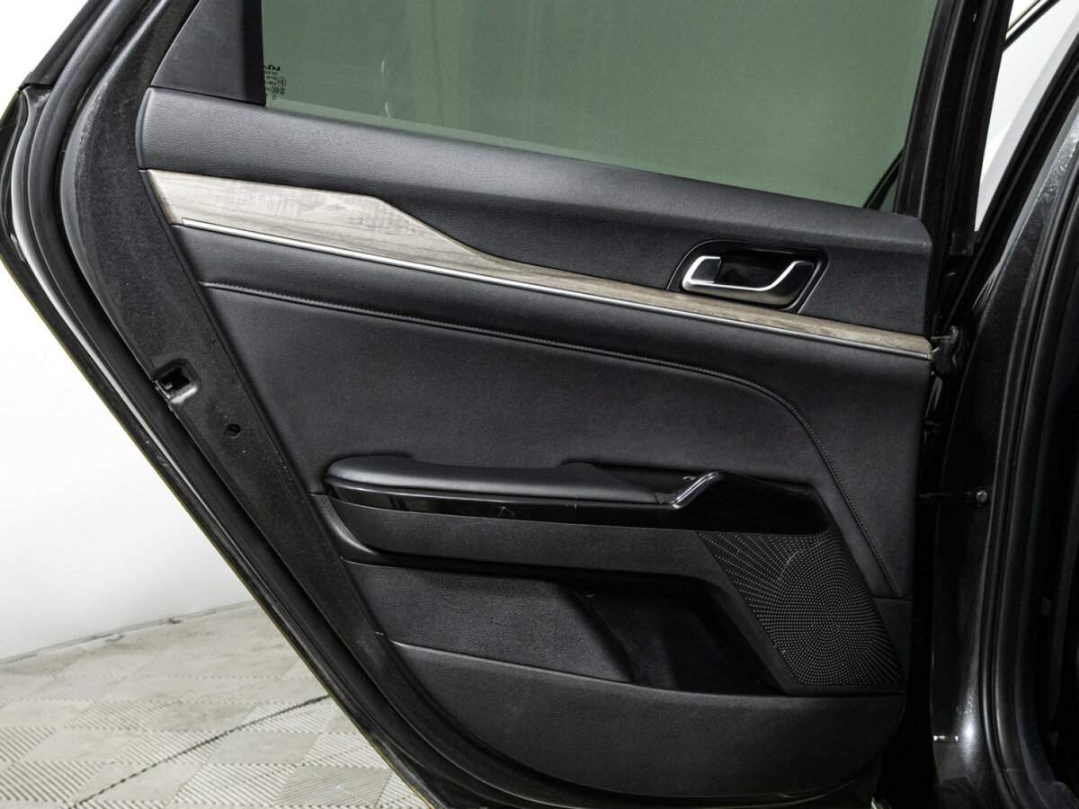 Купить Kia K5 с пробегом. Фото: #26