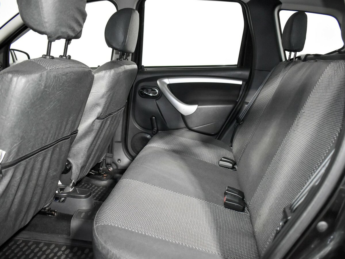 Купить Nissan Terrano с пробегом. Фото: #10