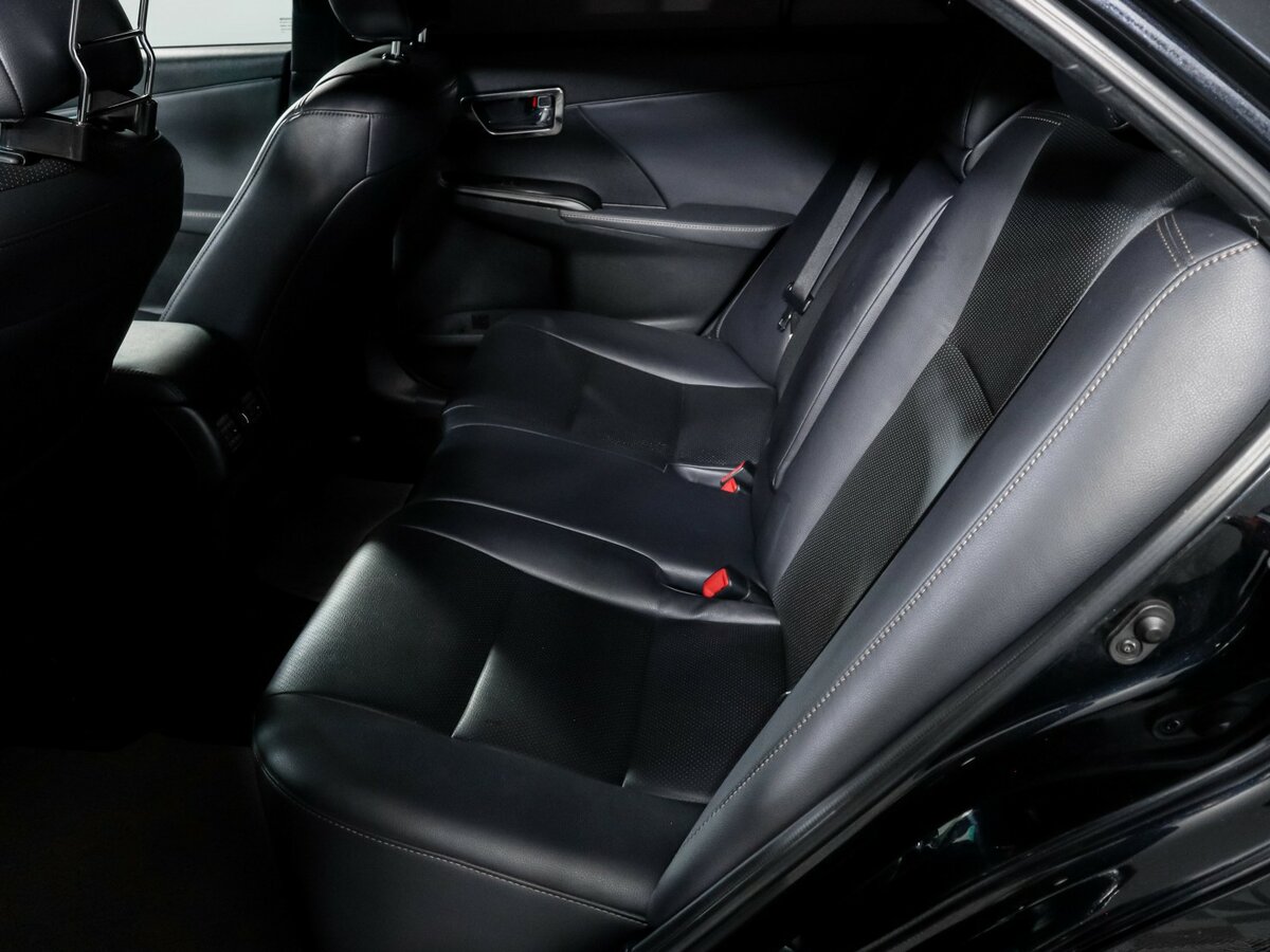 Купить Toyota Camry с пробегом. Фото: #7