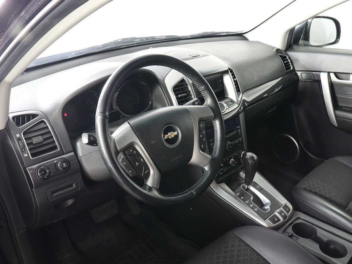 Купить Chevrolet Captiva с пробегом. Фото: #5