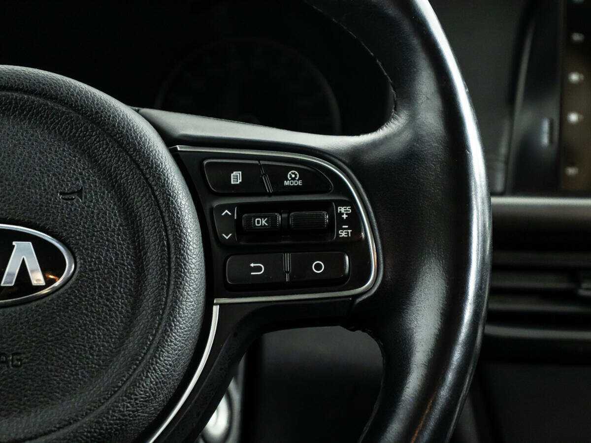 Купить Kia Optima с пробегом. Фото: #17