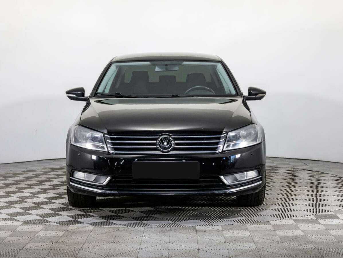 Купить Volkswagen Passat с пробегом. Фото: #1