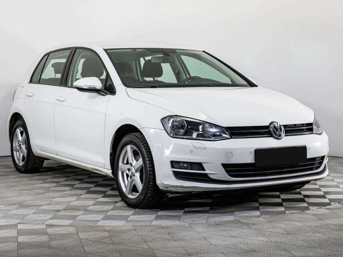 Купить Volkswagen Golf с пробегом. Фото: #2