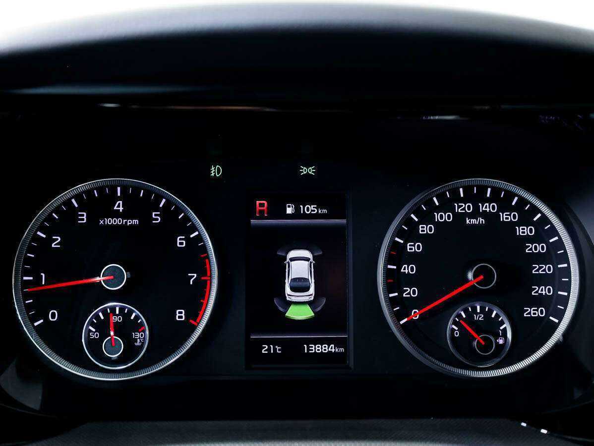 Купить Kia K5 с пробегом. Фото: #10