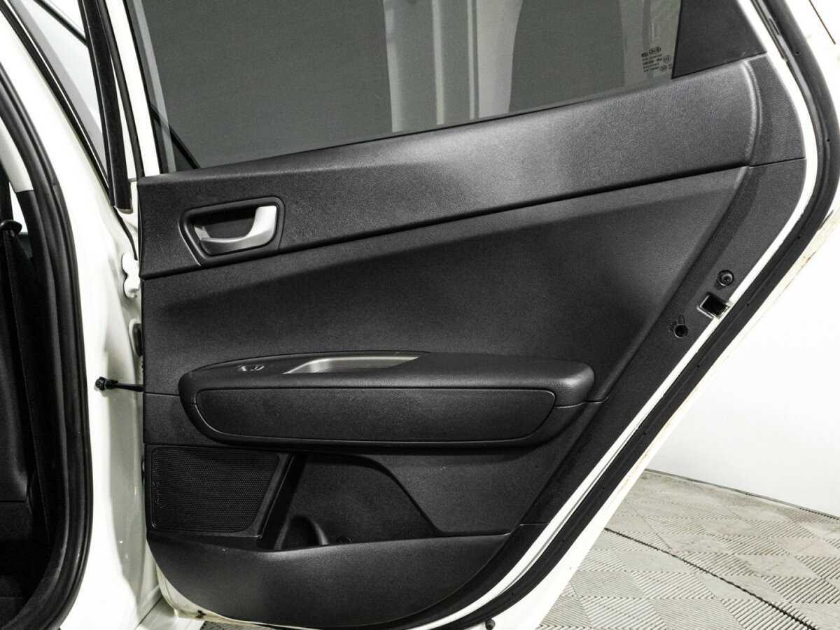 Купить Kia Optima с пробегом. Фото: #26