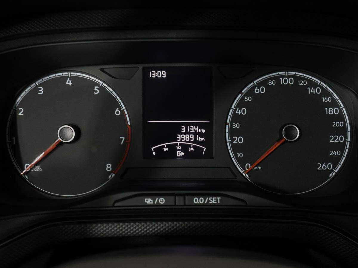 Купить Volkswagen Polo с пробегом. Фото: #8