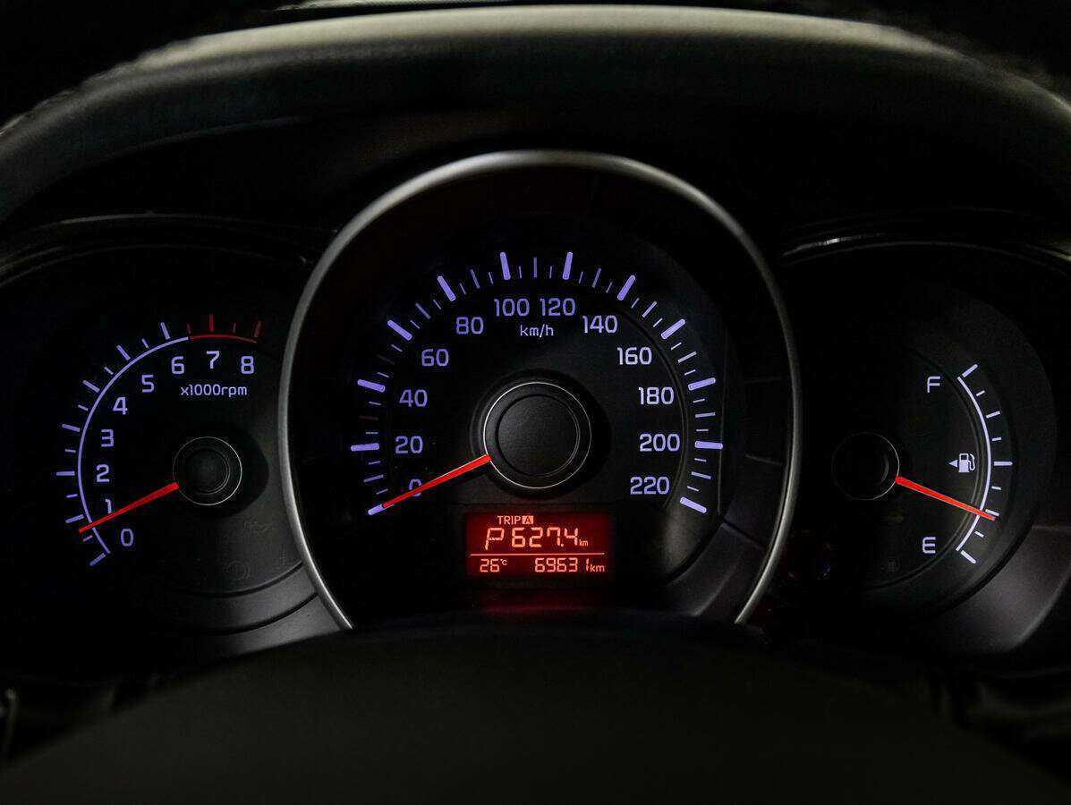 Купить Kia Rio с пробегом. Фото: #11