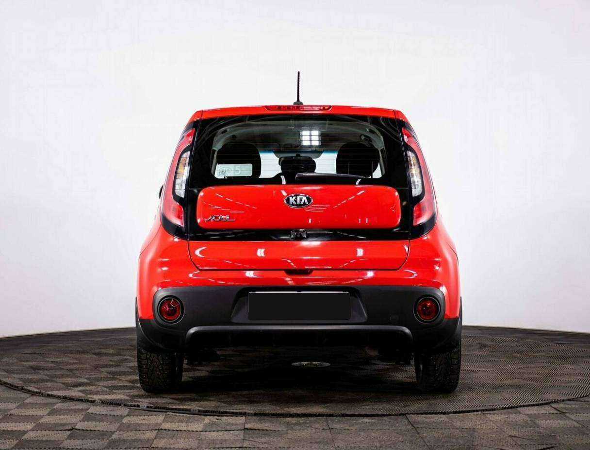 Купить Kia Soul с пробегом. Фото: #4