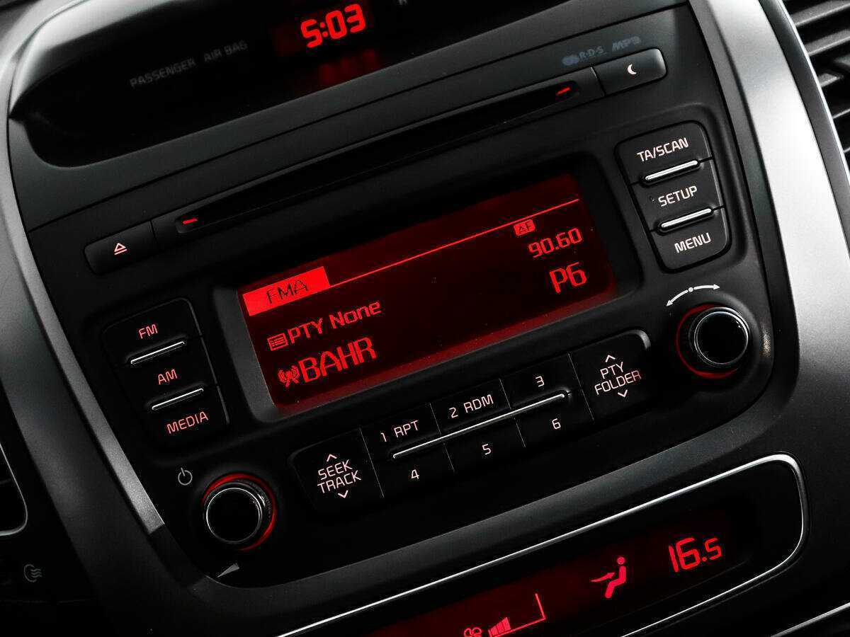 Купить Kia Sorento с пробегом. Фото: #12