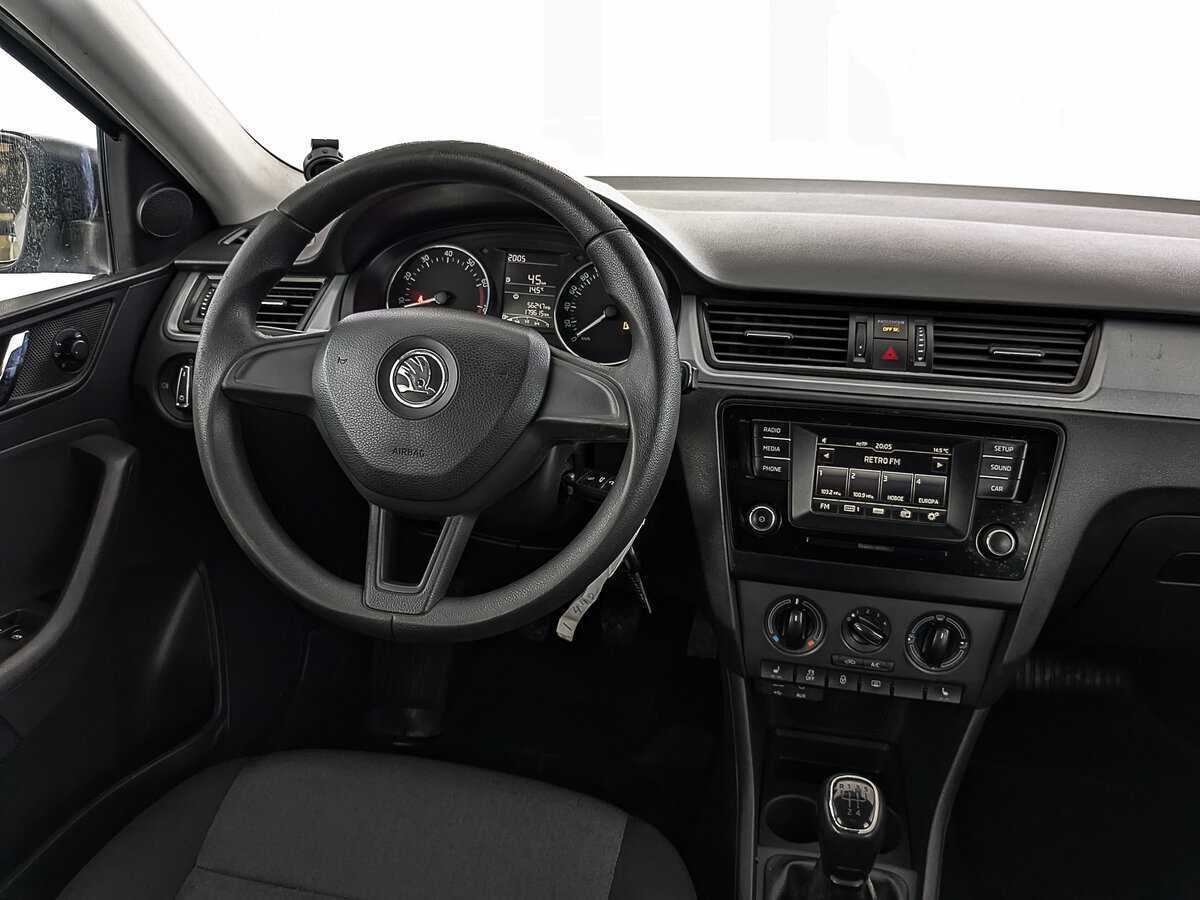 Купить Skoda Rapid с пробегом. Фото: #19