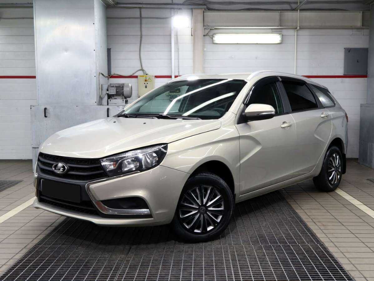 Купить Lada (ВАЗ) Vesta с пробегом. Посмотреть фото