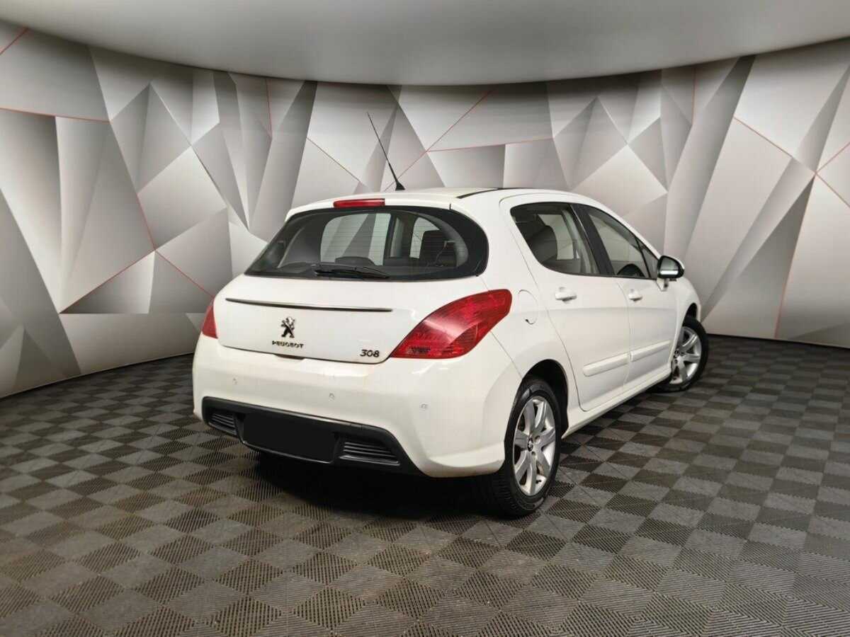 Купить Peugeot 308 с пробегом. Фото: #1