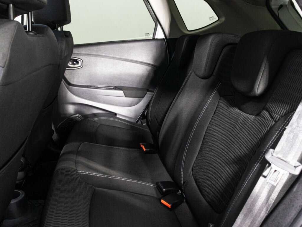 Купить Renault Kaptur с пробегом. Фото: #9