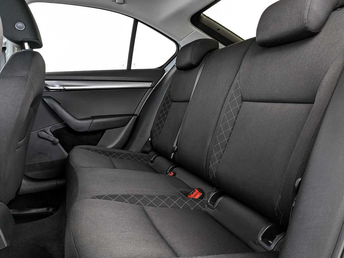 Купить Skoda Octavia с пробегом. Фото: #13