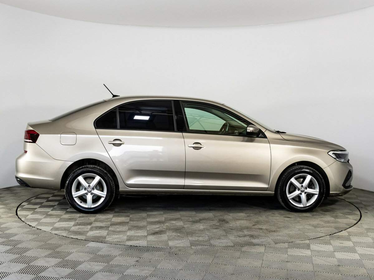 Купить Volkswagen Polo с пробегом. Фото: #3