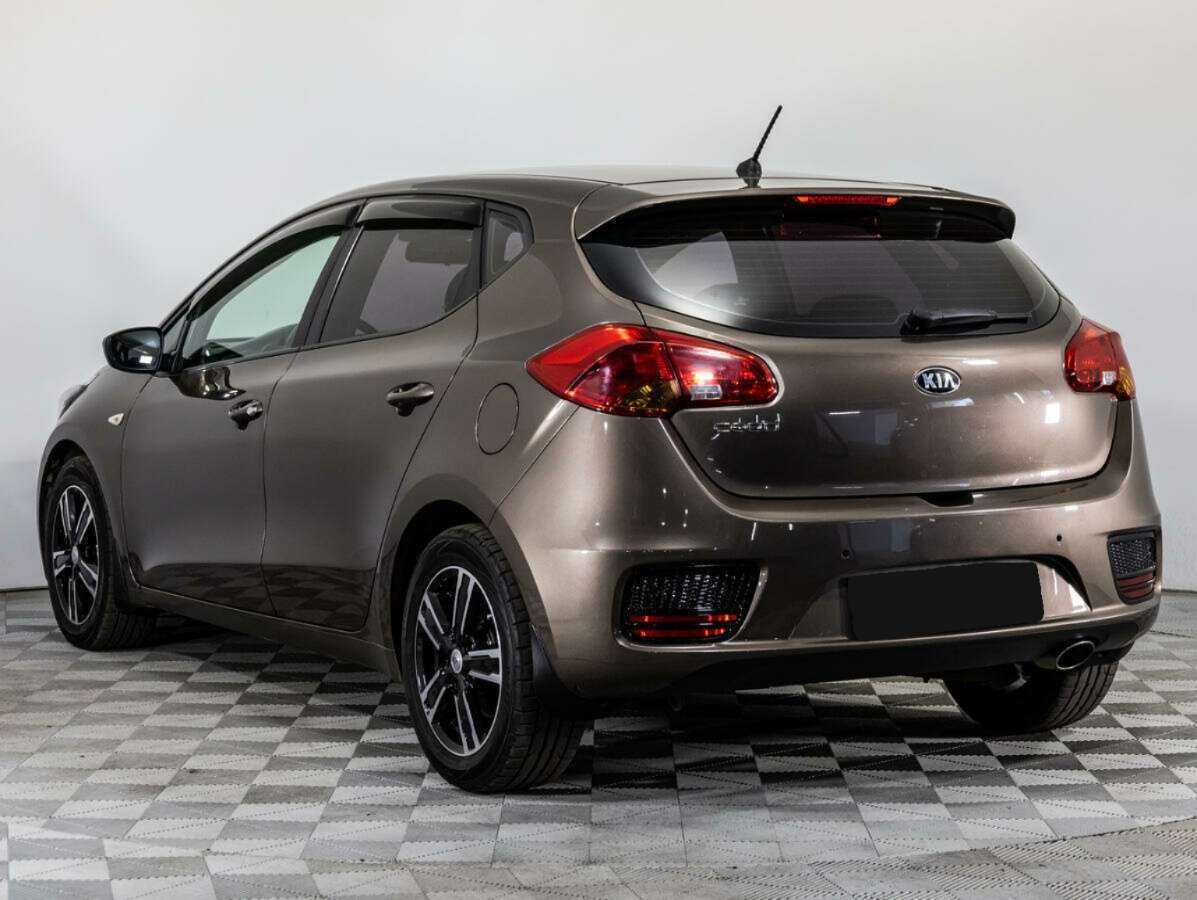 Купить Kia Ceed с пробегом. Фото: #6