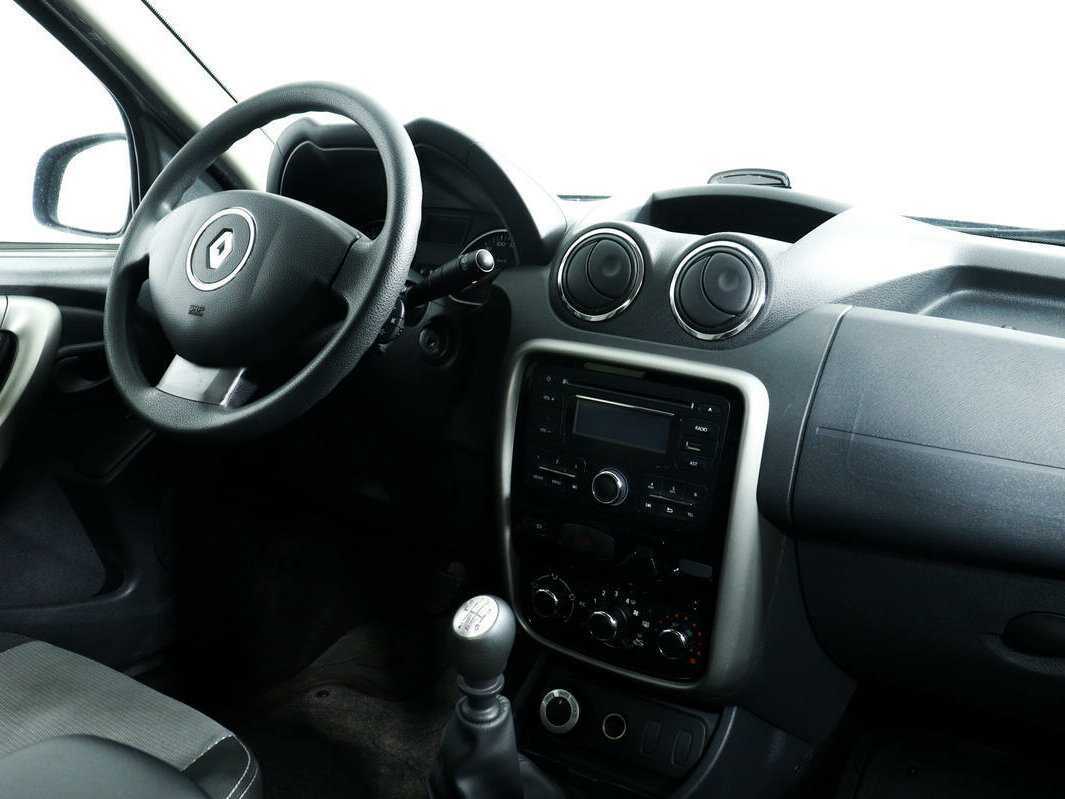 Купить Renault Duster с пробегом. Фото: #8