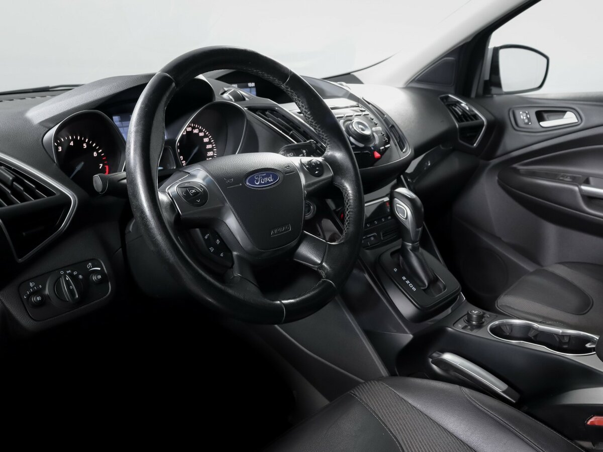 Купить Ford Kuga с пробегом. Фото: #11