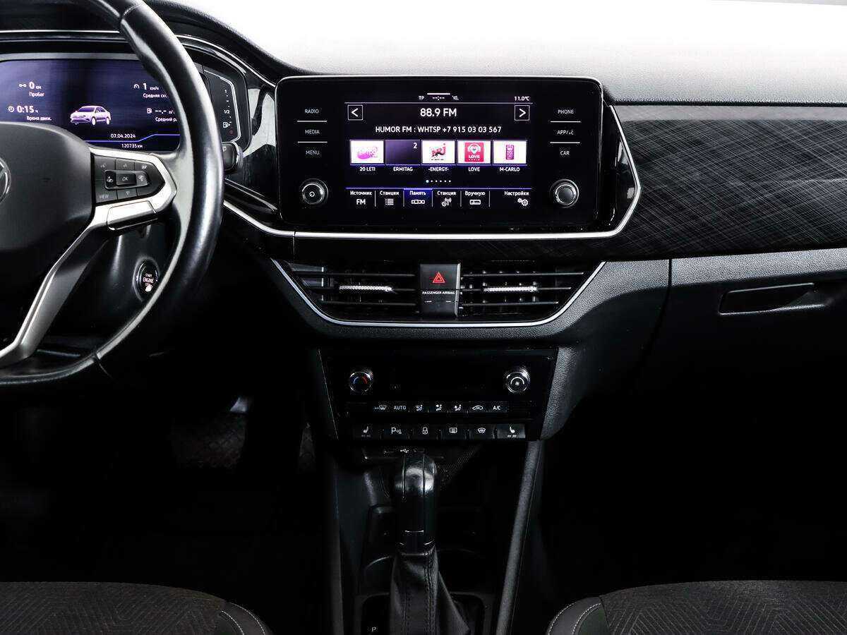 Купить Volkswagen Polo с пробегом. Фото: #10