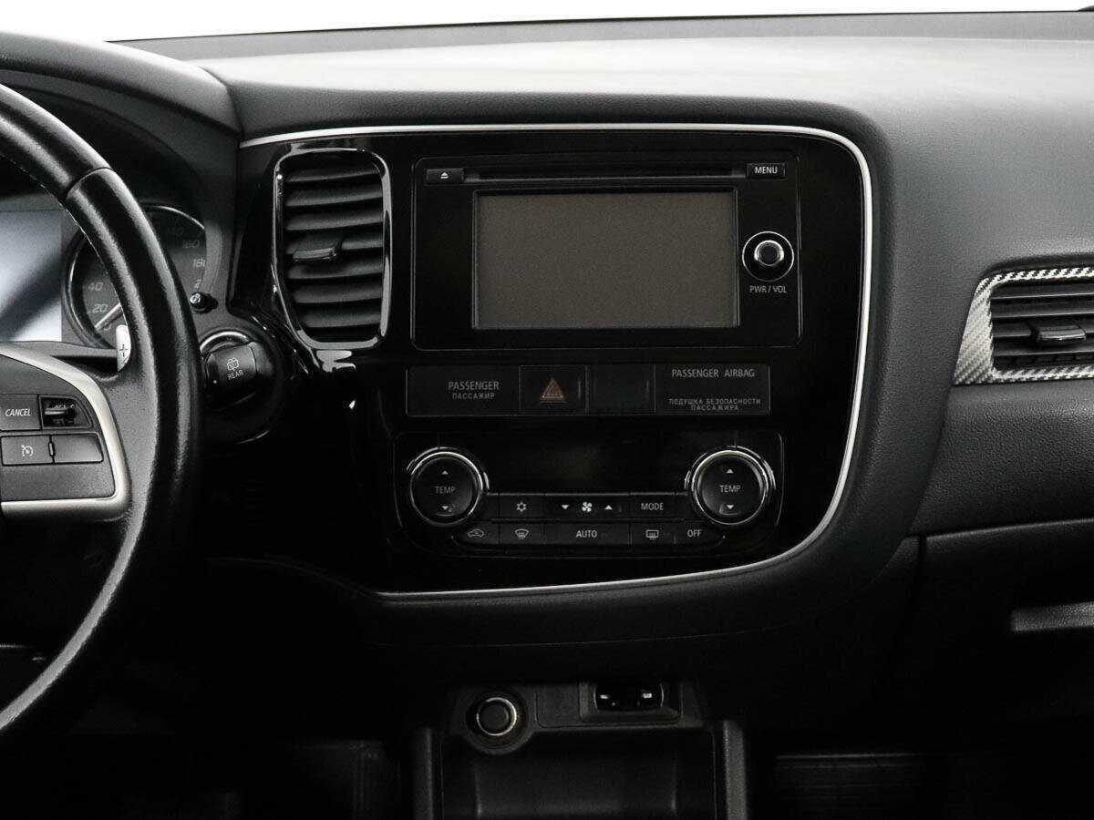 Купить Mitsubishi Outlander с пробегом. Фото: #14
