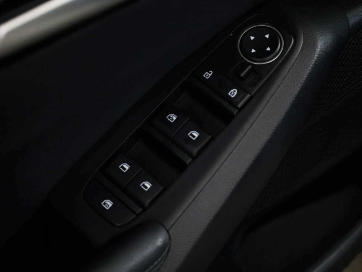 Купить Kia Seltos с пробегом. Фото: #11