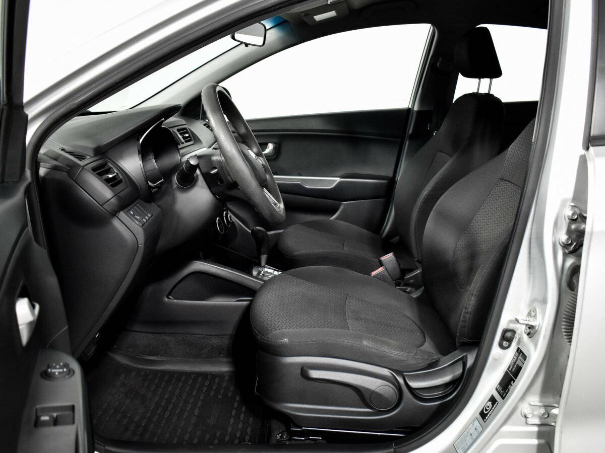 Купить Kia Rio с пробегом. Фото: #9