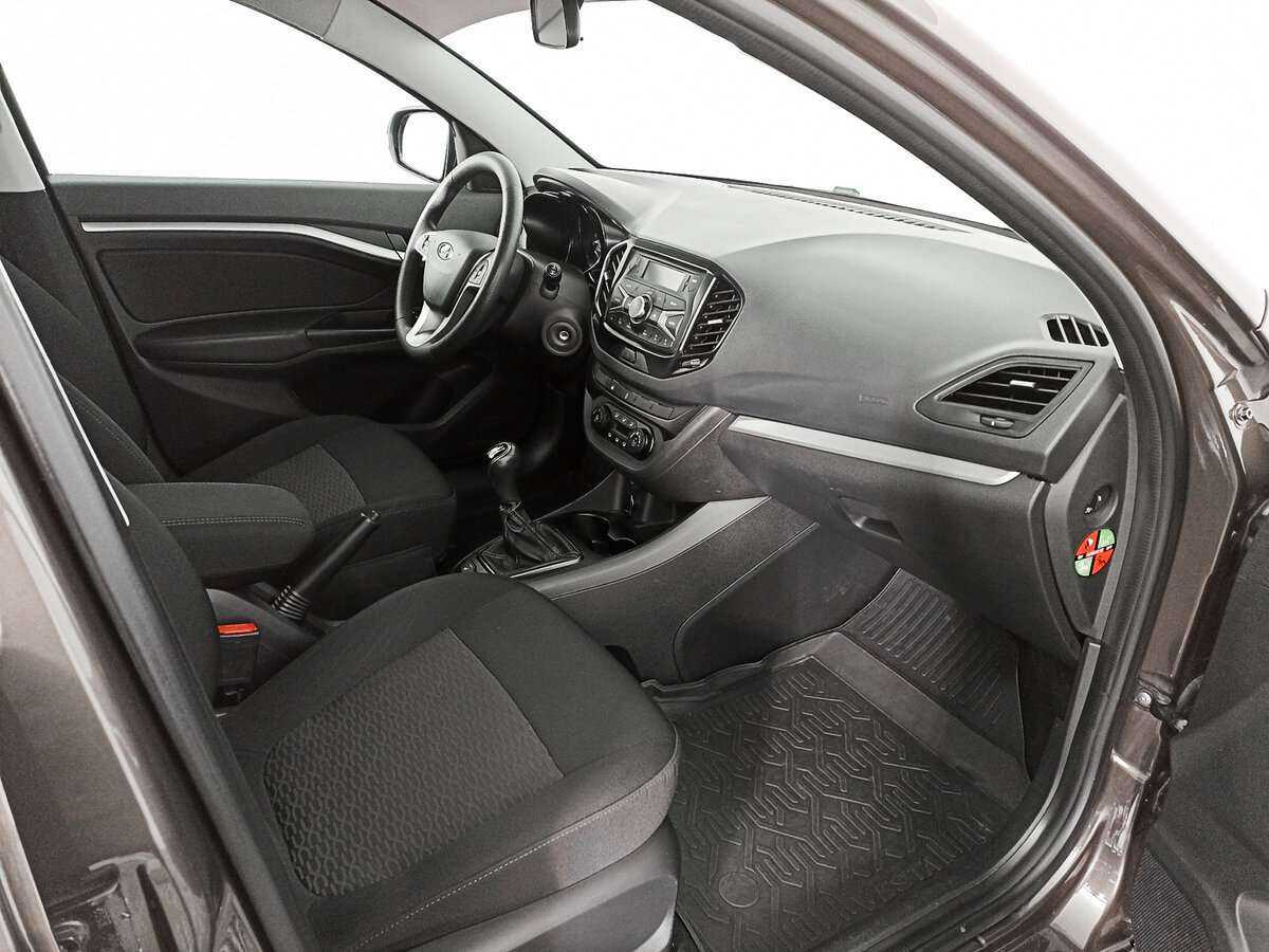 Купить Lada (ВАЗ) Vesta с пробегом. Фото: #8