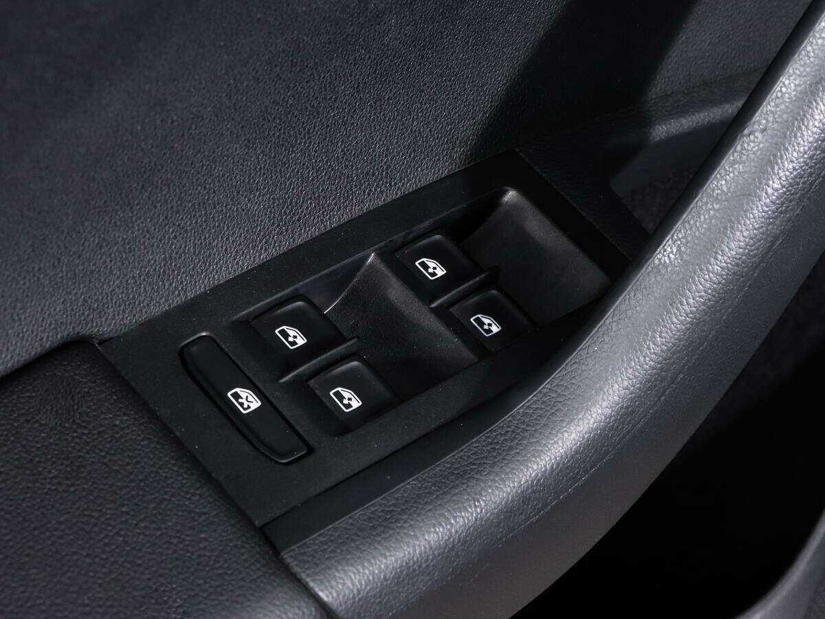 Купить Skoda Octavia с пробегом. Фото: #12