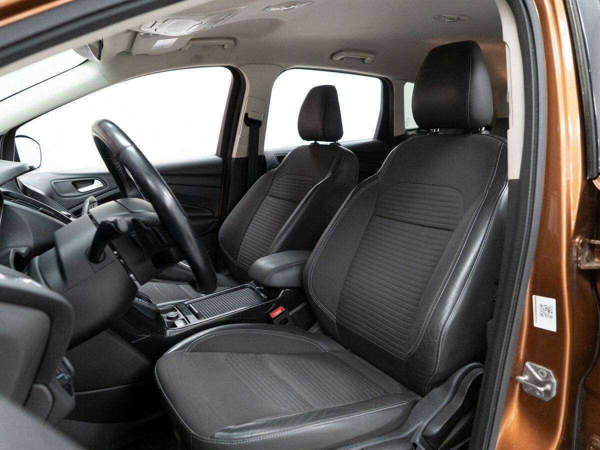 Купить Ford Kuga с пробегом. Фото: #5