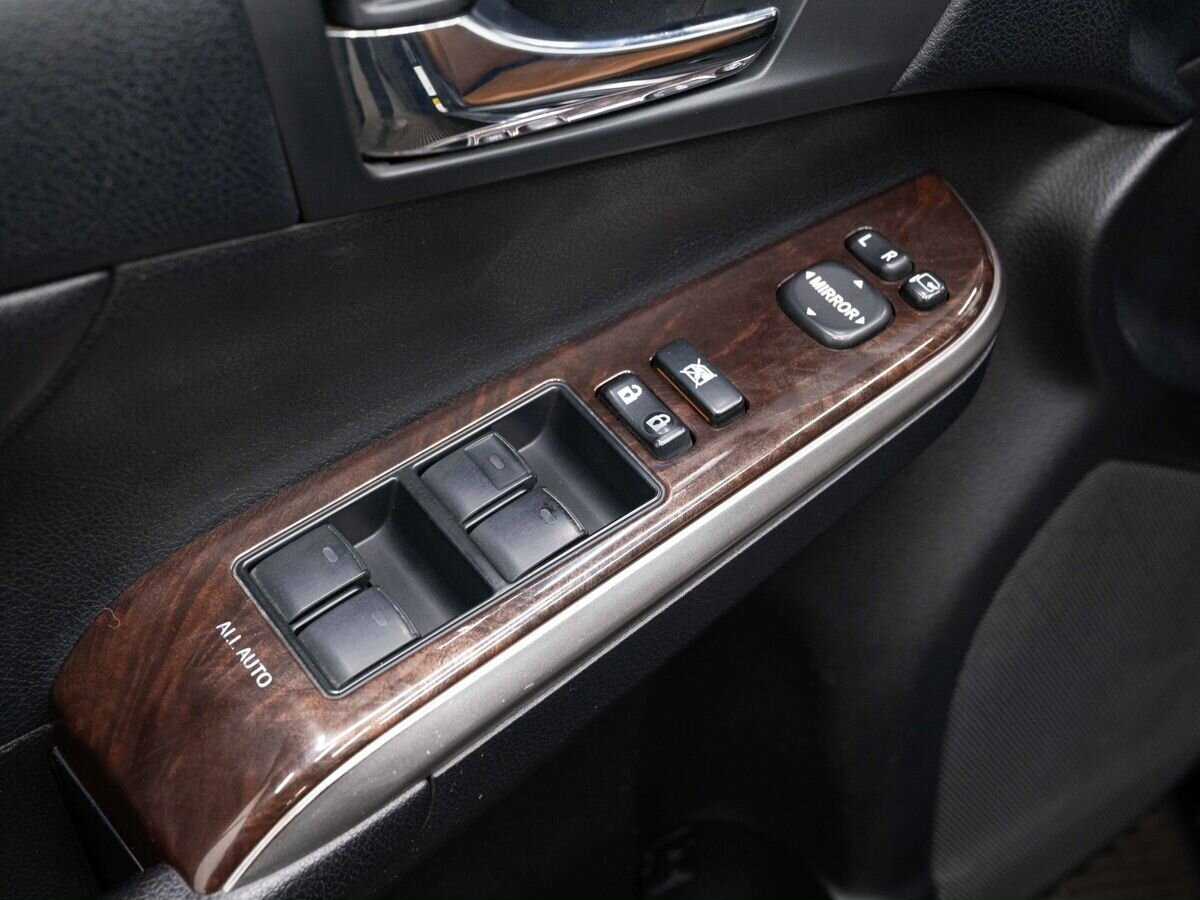 Купить Toyota Camry с пробегом. Фото: #19