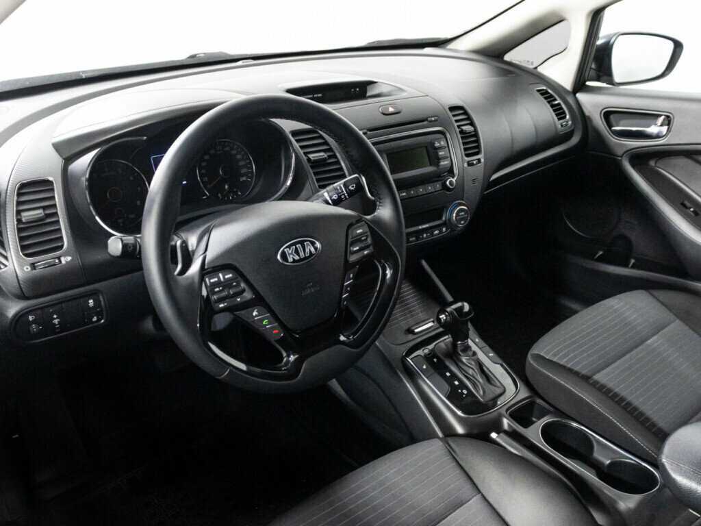 Купить Kia Cerato с пробегом. Фото: #10