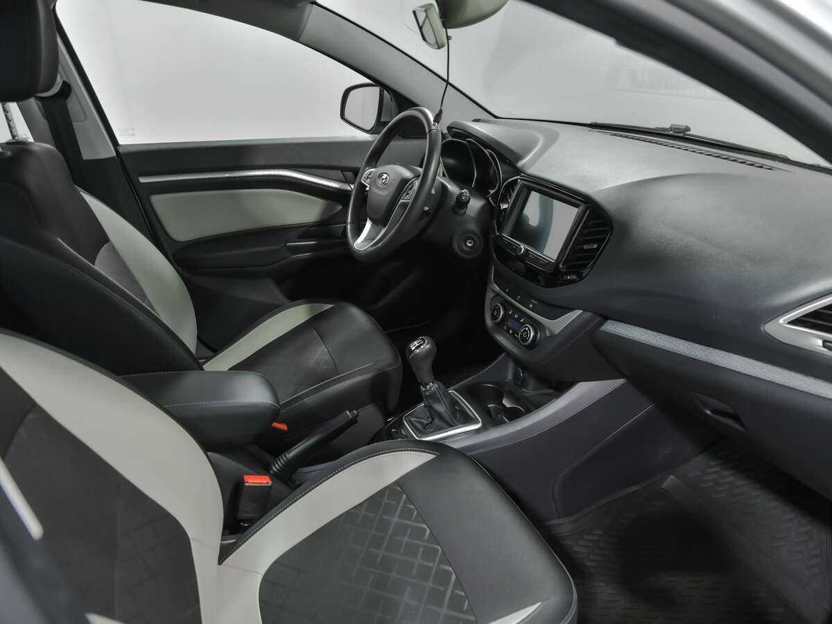 Купить Lada (ВАЗ) Vesta с пробегом. Фото: #16