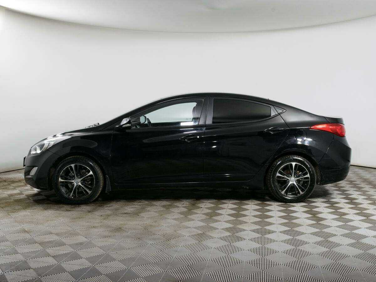 Купить Hyundai Elantra с пробегом. Фото: #7