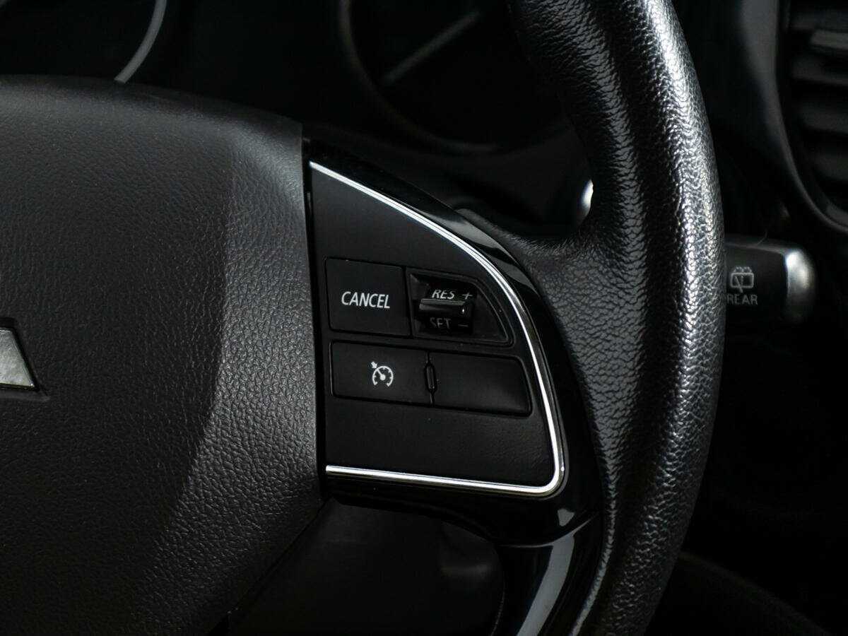 Купить Mitsubishi Outlander с пробегом. Фото: #18