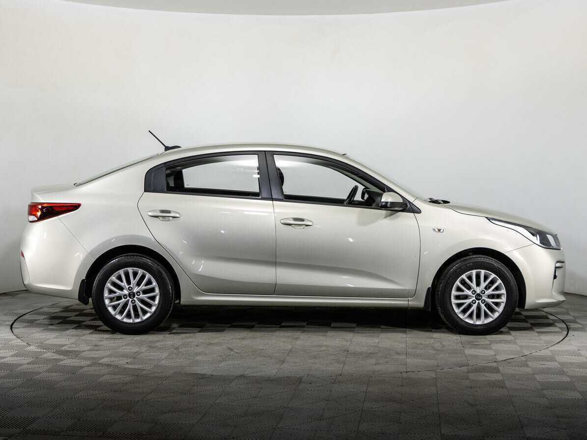 Купить Kia Rio с пробегом. Фото: #3