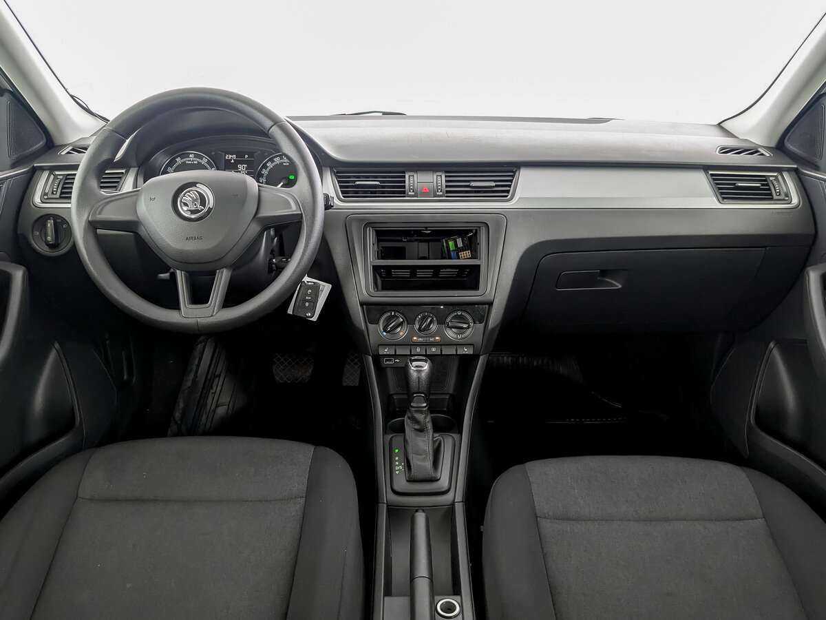 Купить Skoda Rapid с пробегом. Фото: #11