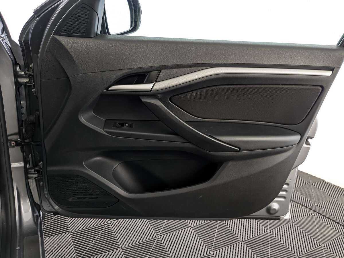 Купить Lada (ВАЗ) Vesta с пробегом. Фото: #19