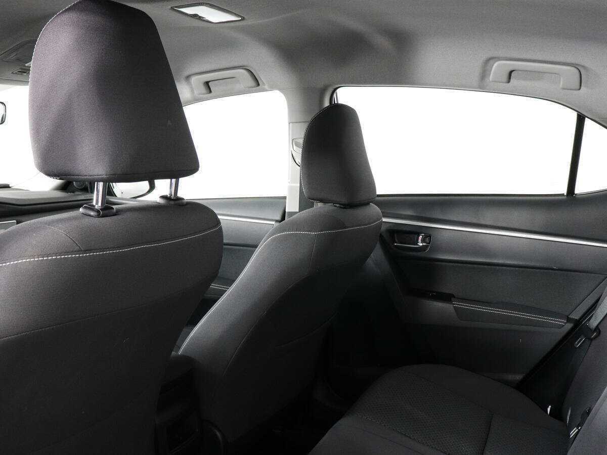 Купить Toyota Corolla с пробегом. Фото: #11