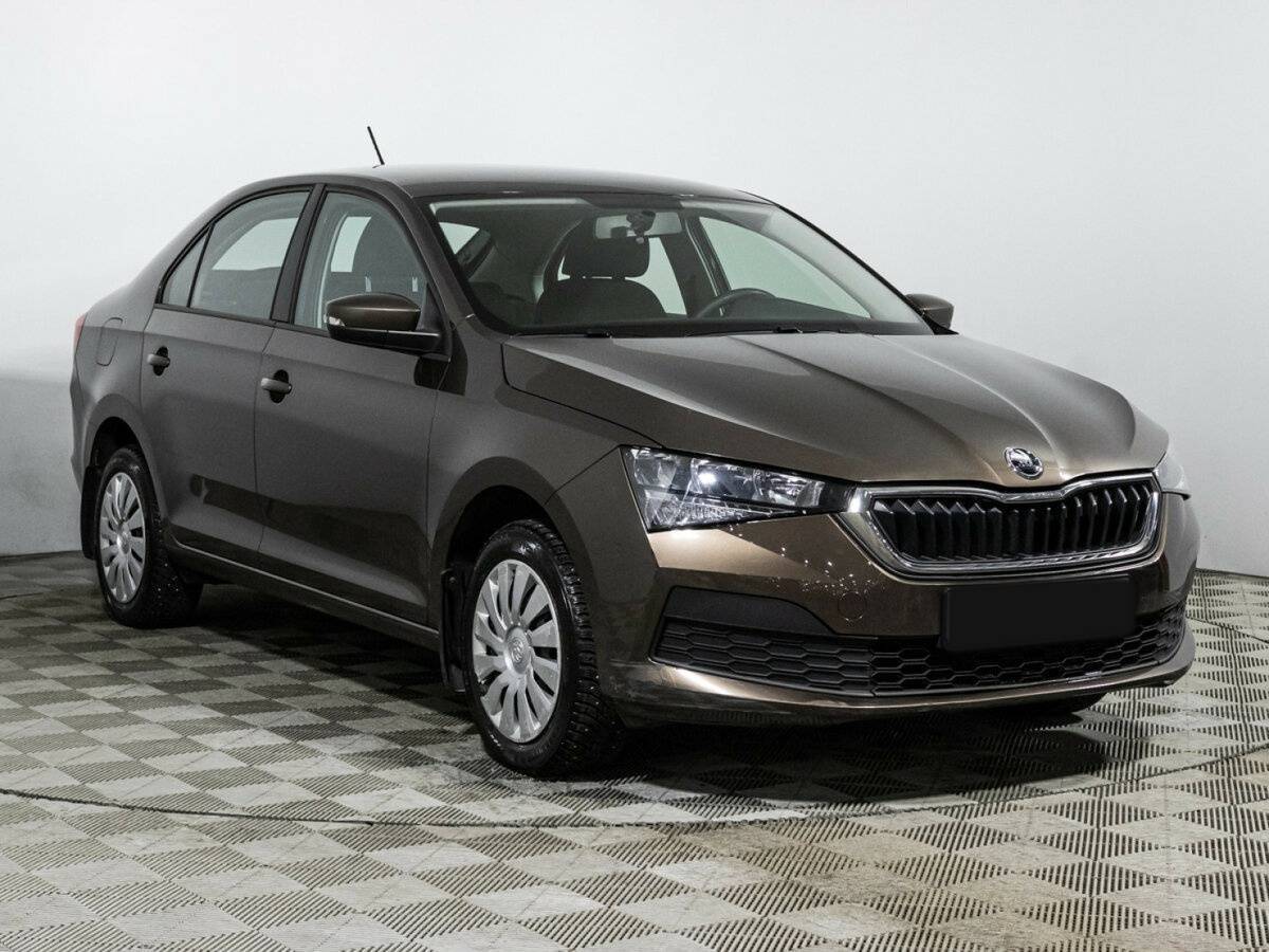Купить Skoda Rapid с пробегом. Фото: #2